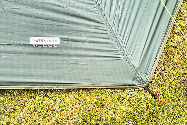 DD Hammocks SuperLight Pyramid Tent - Family Size