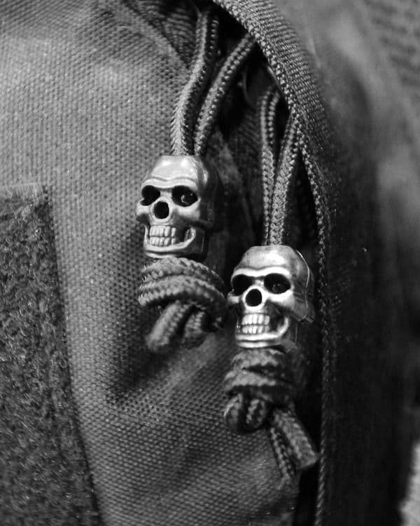 Kombat UK Skull Cord Stoppers Set - Silver
