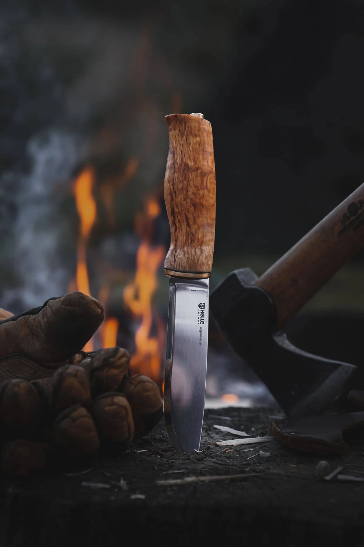 Helle Jegermester Bushcraft Knife