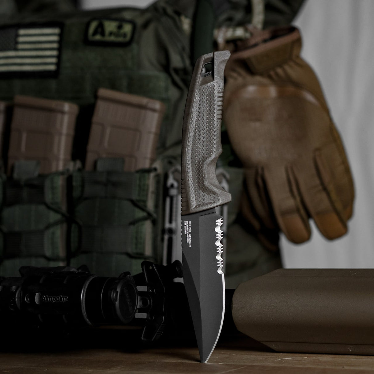 SOG Recondo FX FDE Part-Serrated Fixed Blade